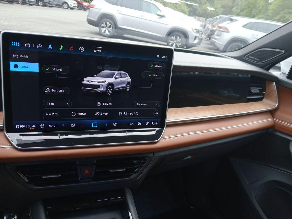 new 2025 Volkswagen Tiguan car, priced at $42,031