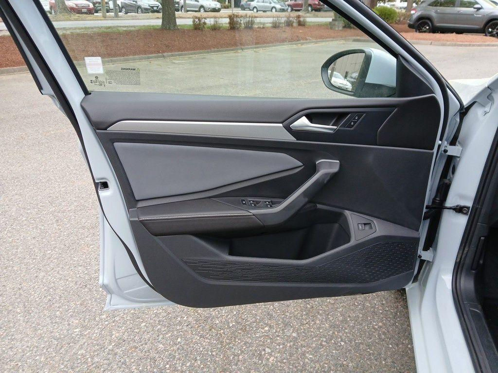 new 2025 Volkswagen Jetta car, priced at $28,015