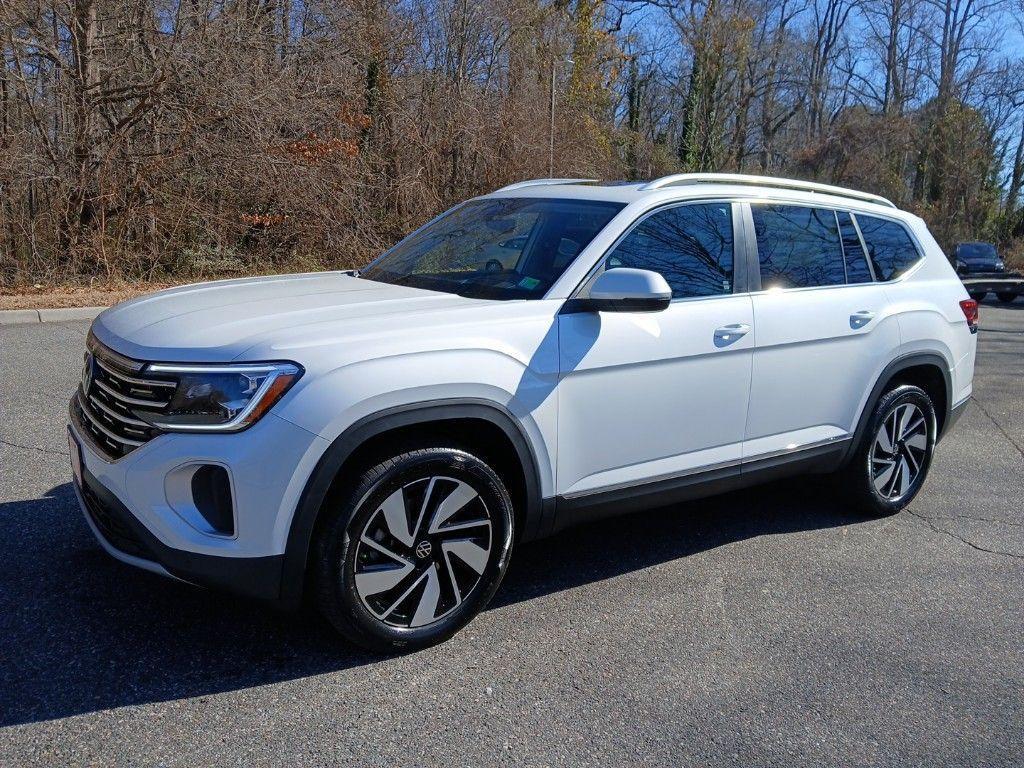 new 2025 Volkswagen Atlas car, priced at $47,298