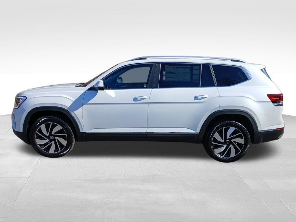 new 2025 Volkswagen Atlas car, priced at $47,298