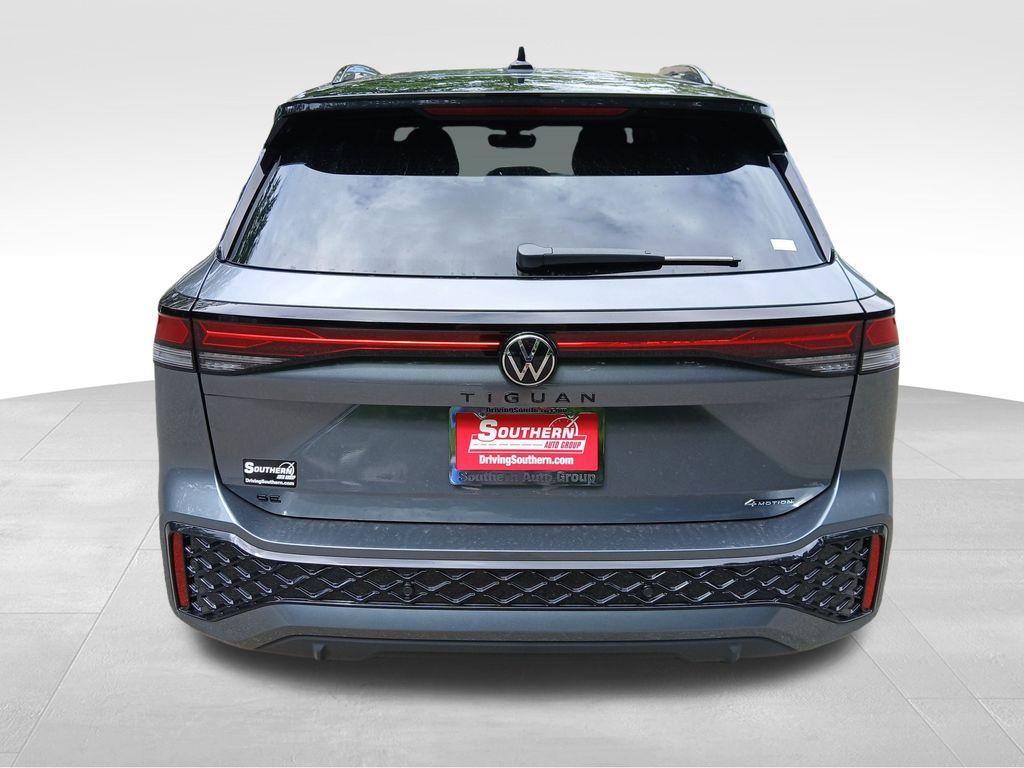 new 2025 Volkswagen Tiguan car, priced at $38,122