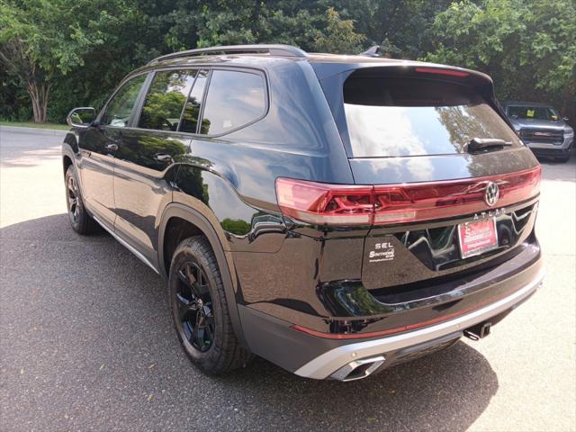 new 2024 Volkswagen Atlas car, priced at $46,750