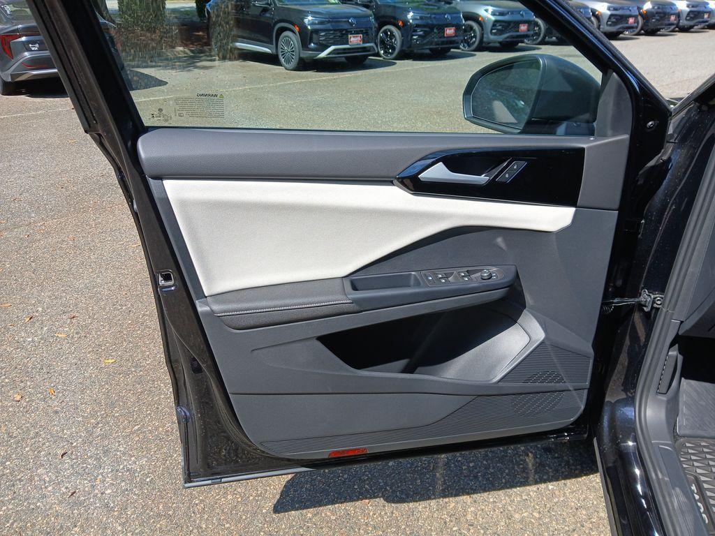 new 2025 Volkswagen Taos car, priced at $26,153