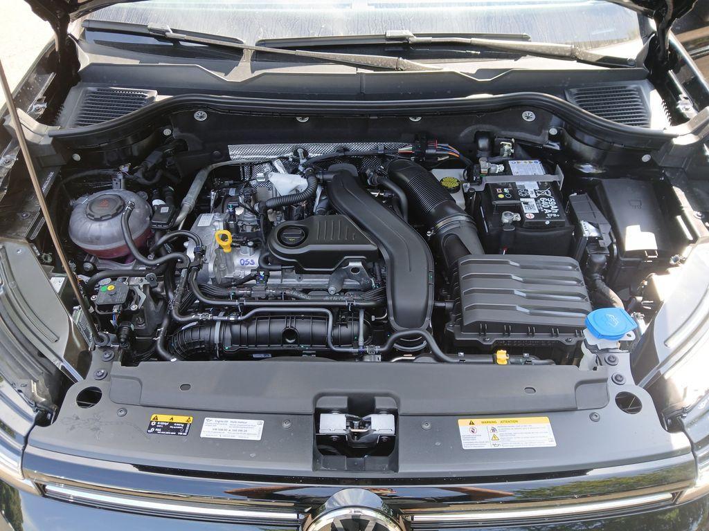 new 2025 Volkswagen Taos car, priced at $26,153