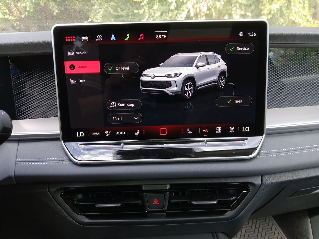 new 2025 Volkswagen Tiguan car, priced at $35,355
