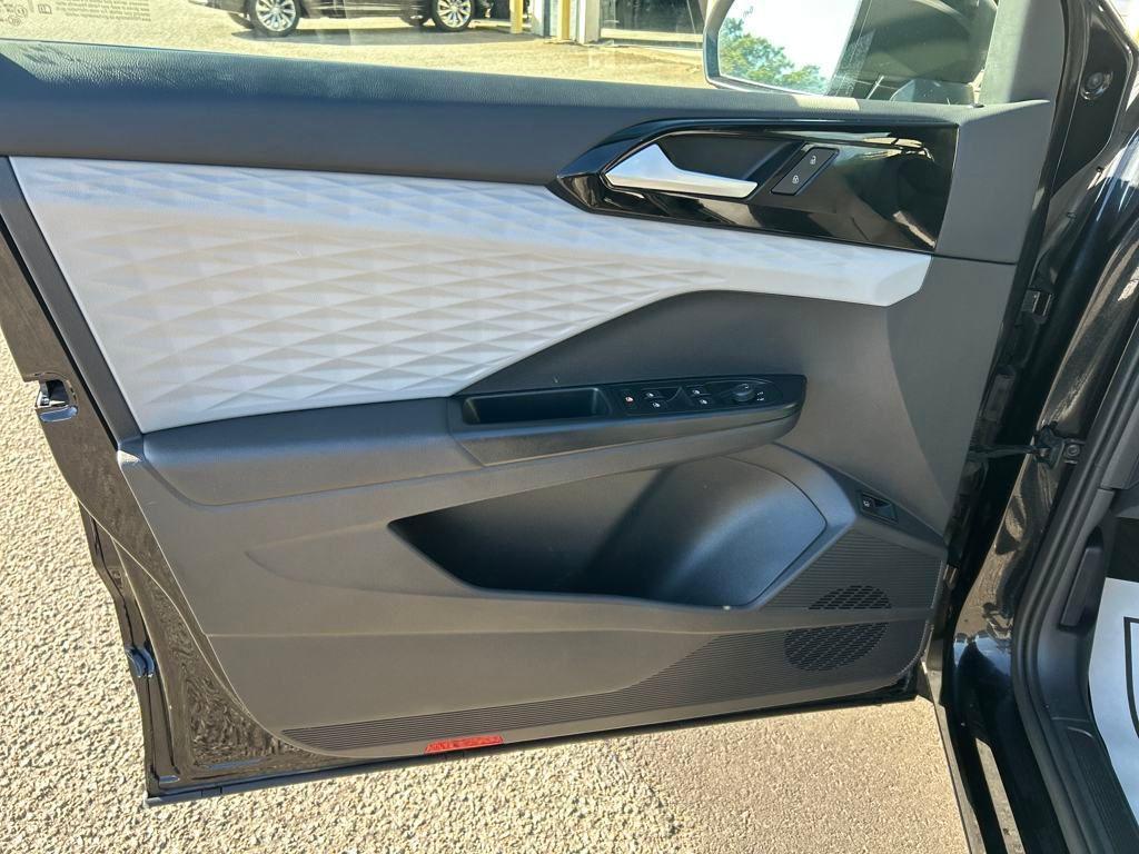 used 2022 Volkswagen Taos car, priced at $16,999