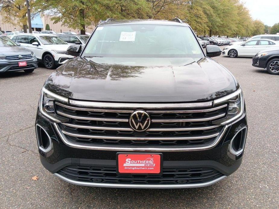 new 2025 Volkswagen Atlas car, priced at $40,052