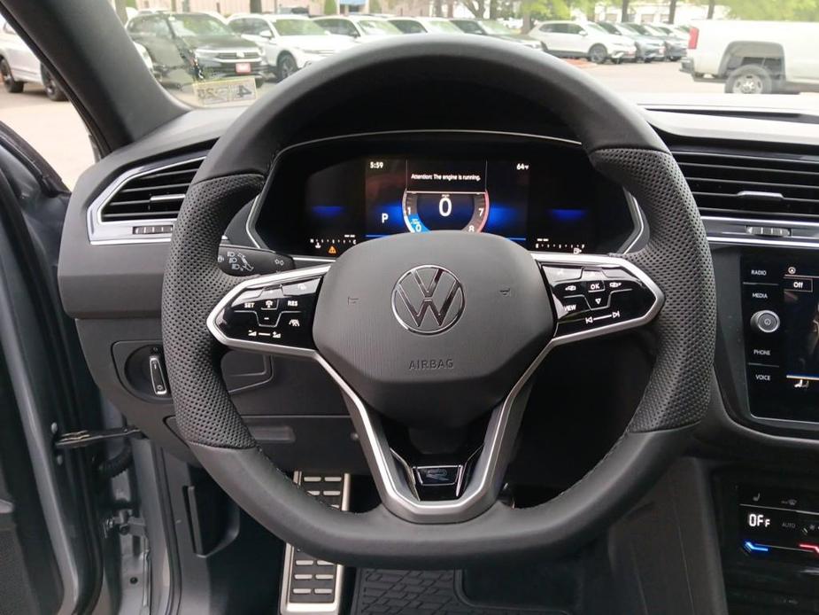 new 2024 Volkswagen Tiguan car, priced at $34,392