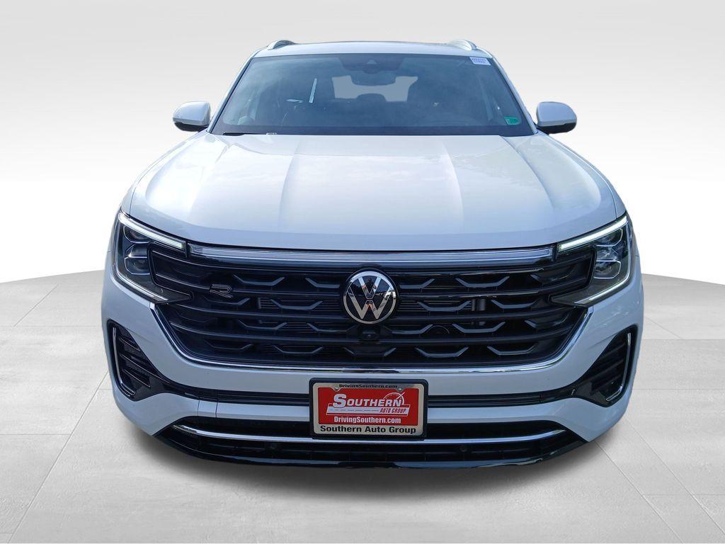 new 2026 Volkswagen Atlas Cross Sport car, priced at $54,851