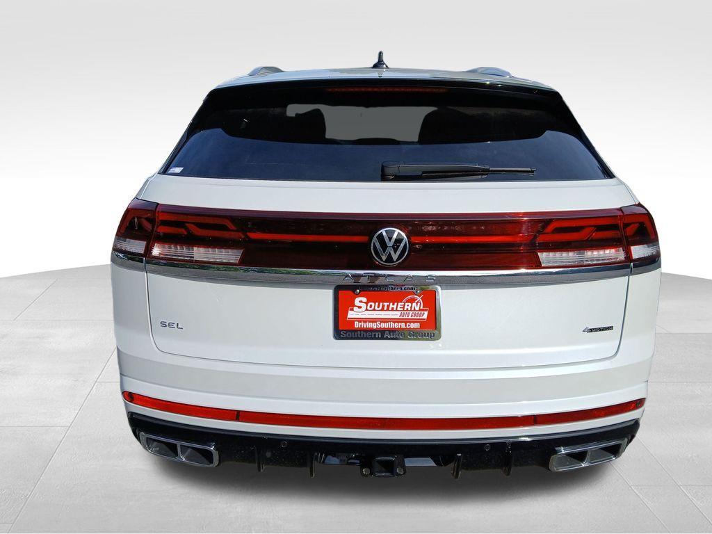 new 2026 Volkswagen Atlas Cross Sport car, priced at $54,851