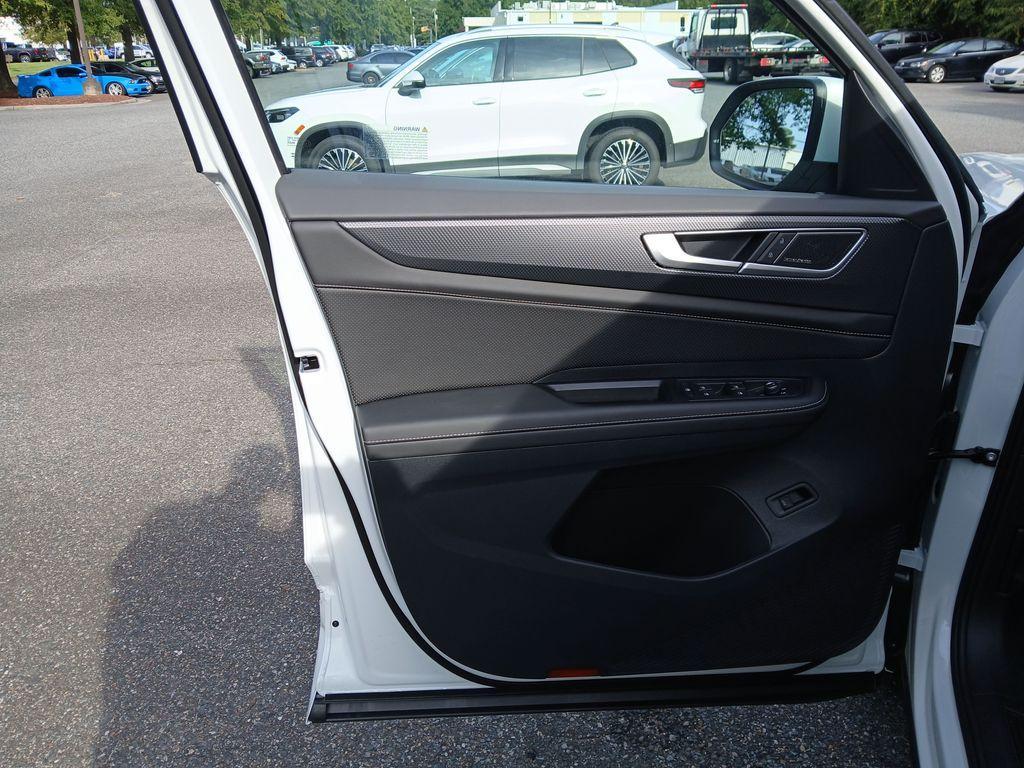 new 2026 Volkswagen Atlas Cross Sport car, priced at $54,851