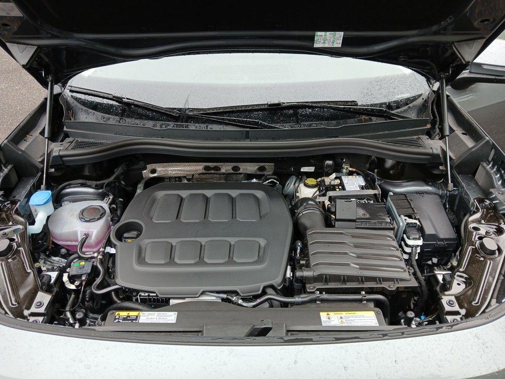 new 2025 Volkswagen Tiguan car, priced at $29,925