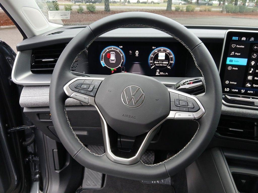 new 2025 Volkswagen Tiguan car, priced at $29,925