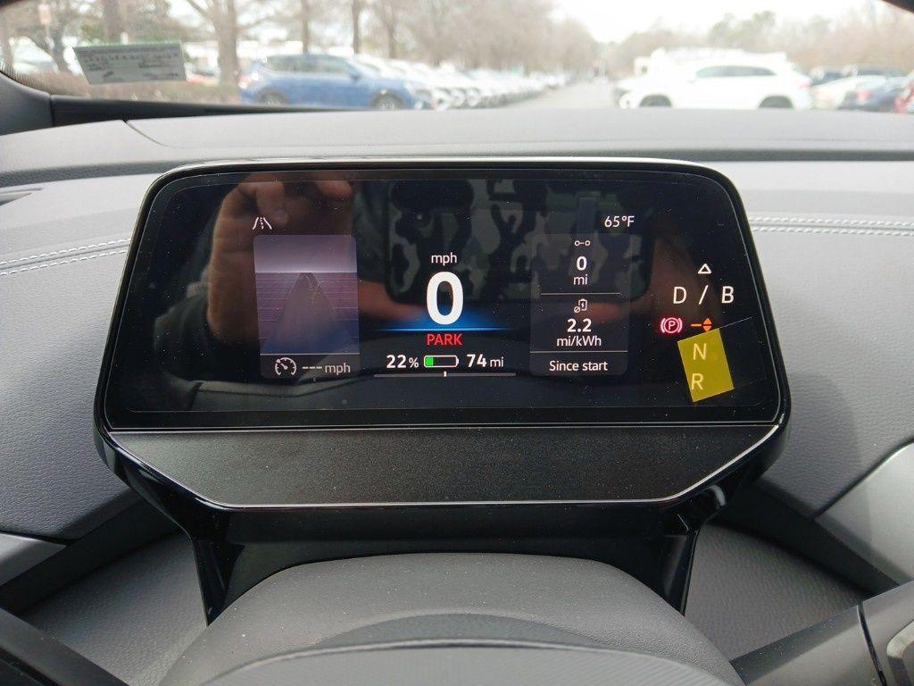 new 2025 Volkswagen ID.4 car, priced at $46,076