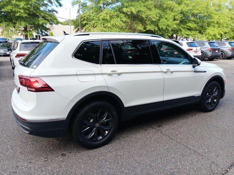 new 2024 Volkswagen Tiguan car, priced at $30,401