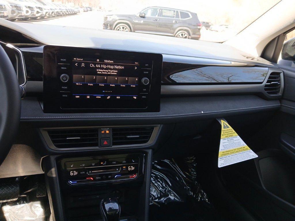 new 2025 Volkswagen Taos car, priced at $32,553