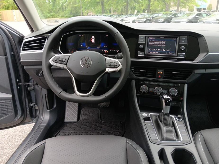 new 2024 Volkswagen Jetta car, priced at $25,660