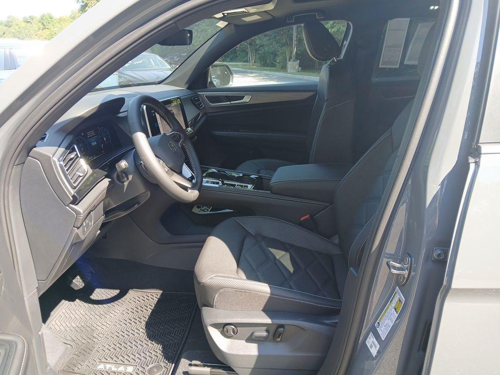 new 2026 Volkswagen Atlas Cross Sport car, priced at $47,537