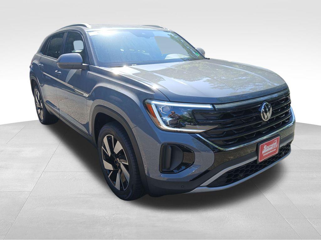 new 2026 Volkswagen Atlas Cross Sport car, priced at $47,537