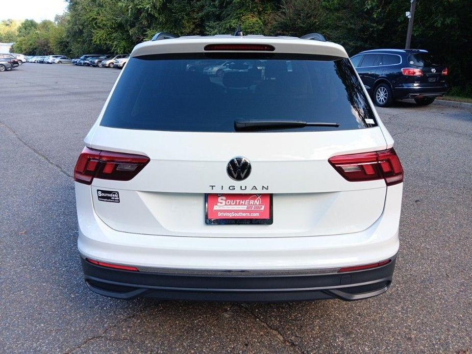 new 2024 Volkswagen Tiguan car, priced at $27,480