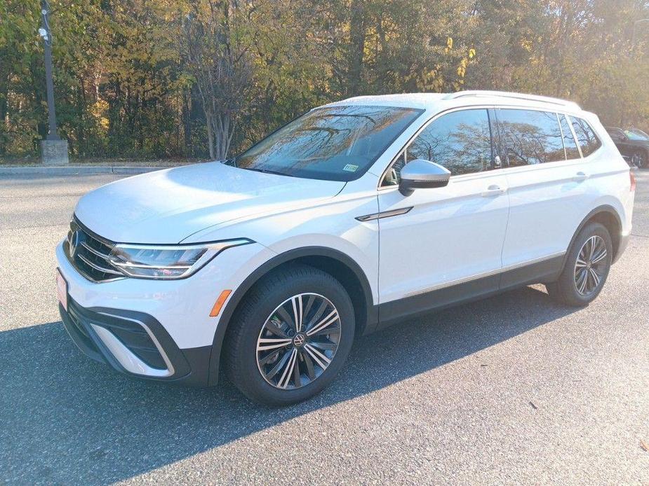 new 2024 Volkswagen Tiguan car, priced at $30,949