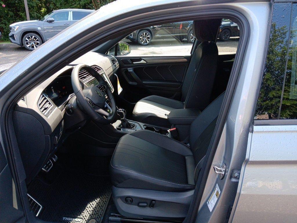 new 2024 Volkswagen Tiguan car, priced at $34,250
