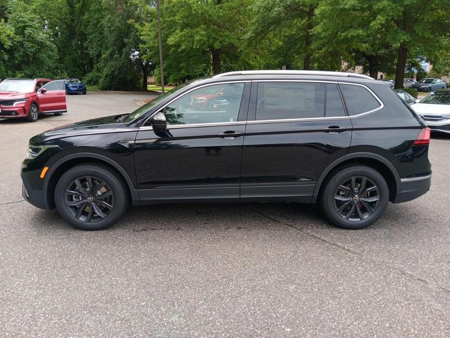 new 2024 Volkswagen Tiguan car, priced at $31,551