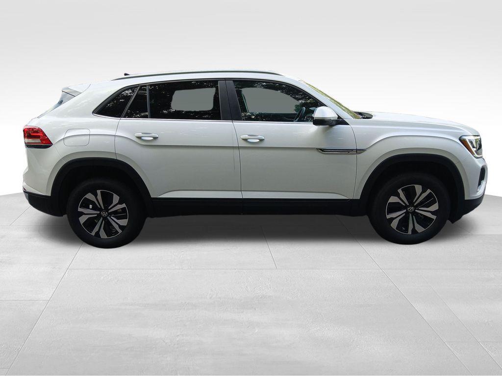 new 2026 Volkswagen Atlas Cross Sport car, priced at $41,762