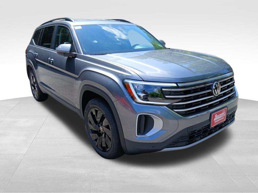 new 2025 Volkswagen Atlas car, priced at $43,746