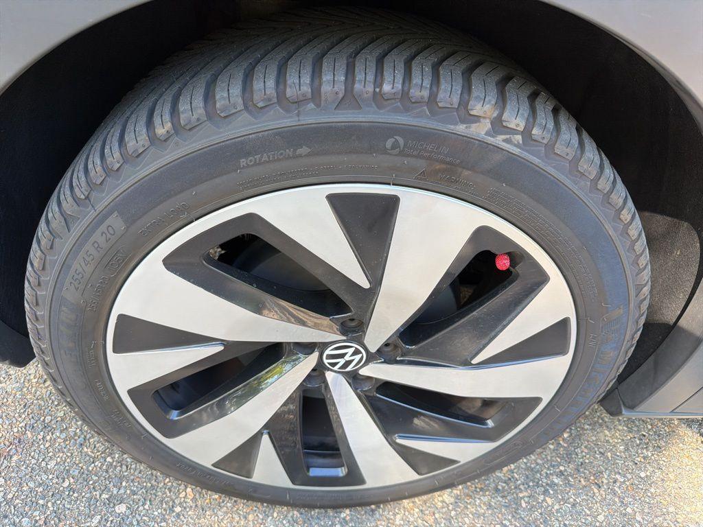 used 2021 Volkswagen ID.4 car, priced at $22,505