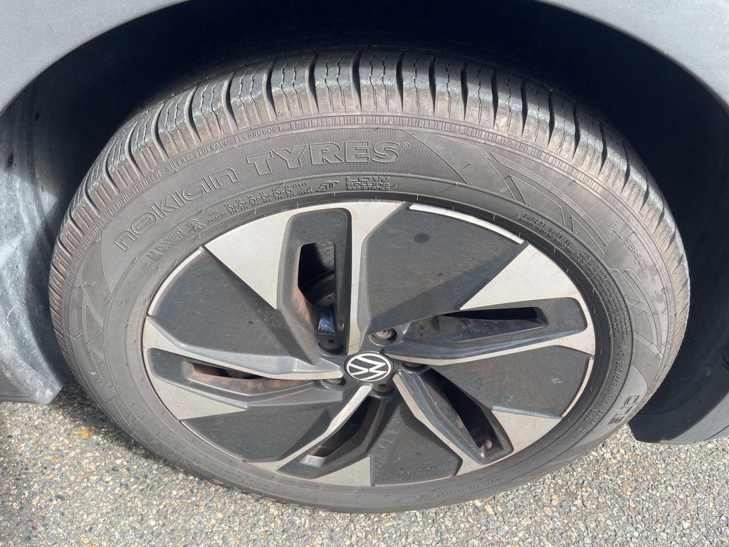 used 2022 Volkswagen ID.4 car, priced at $21,169
