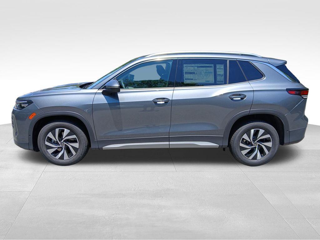 new 2025 Volkswagen Tiguan car, priced at $29,765