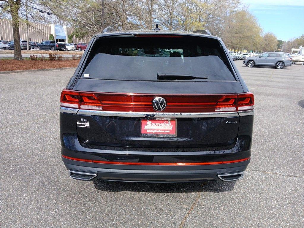 new 2025 Volkswagen Atlas car, priced at $38,461