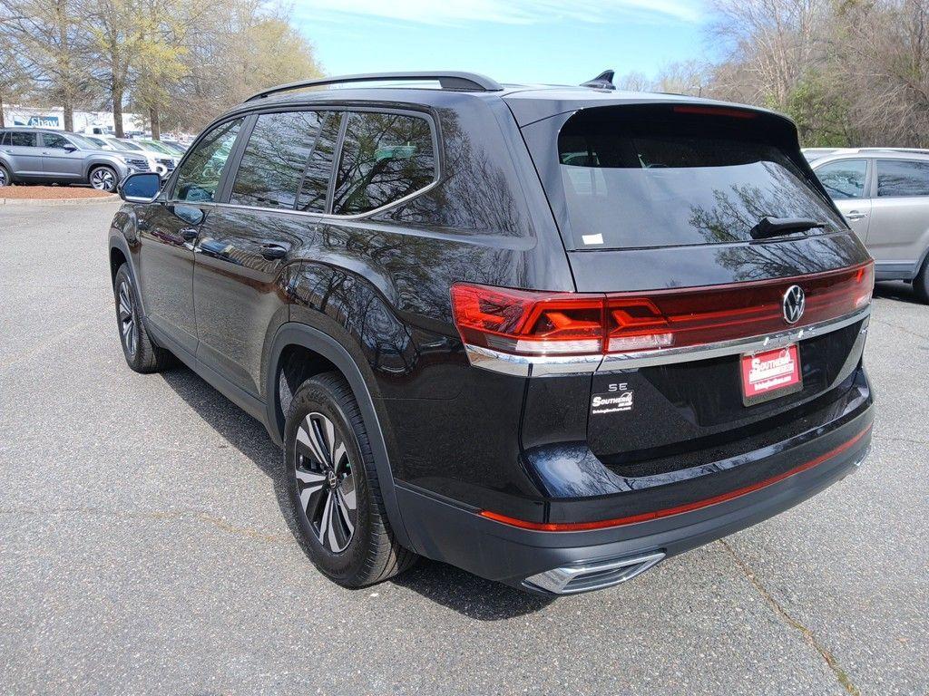new 2025 Volkswagen Atlas car, priced at $38,461