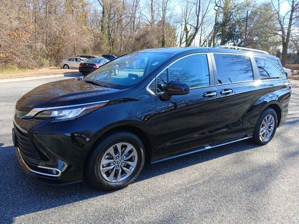 used 2023 Toyota Sienna car, priced at $40,441