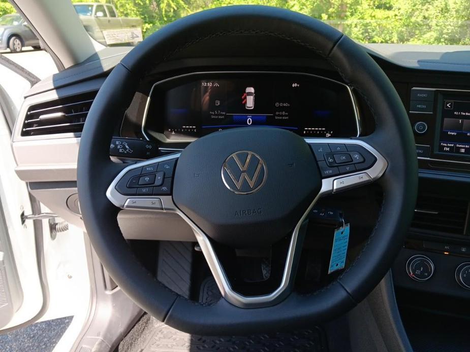 new 2024 Volkswagen Jetta car, priced at $22,151