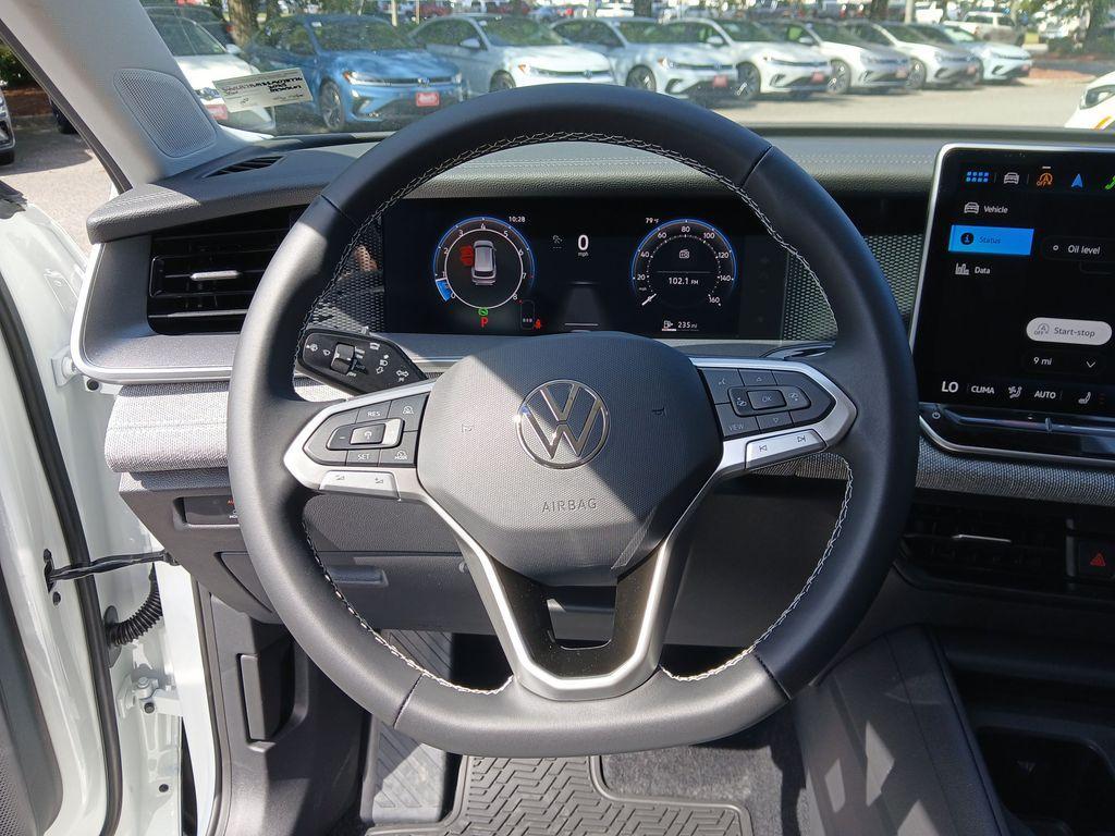 new 2025 Volkswagen Tiguan car, priced at $29,209