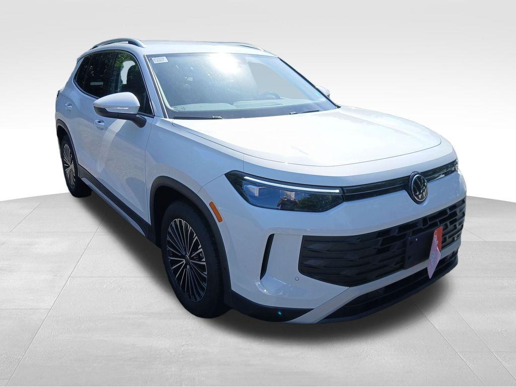 new 2025 Volkswagen Tiguan car, priced at $29,209