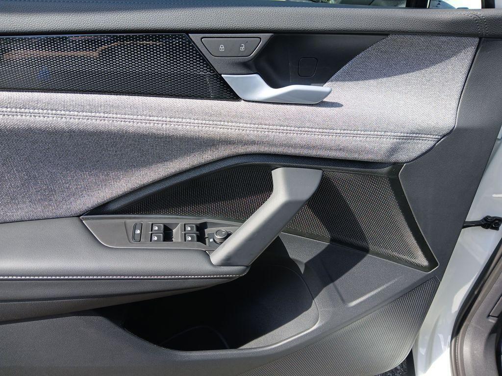 new 2025 Volkswagen Tiguan car, priced at $29,209