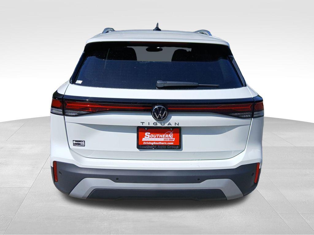 new 2025 Volkswagen Tiguan car, priced at $29,209