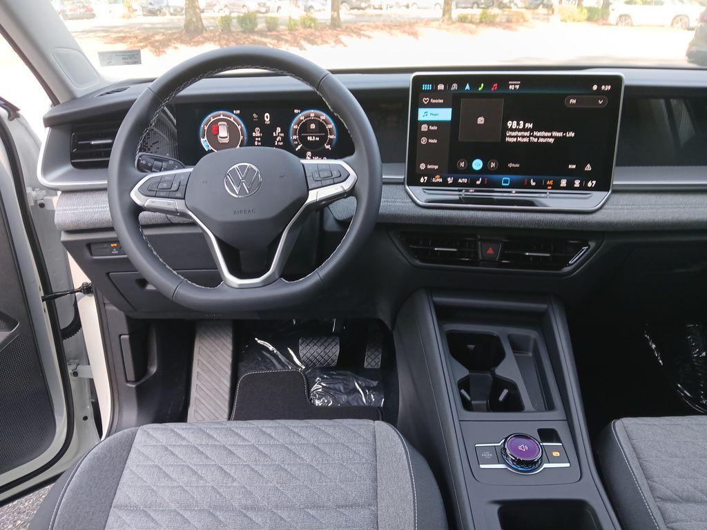 new 2025 Volkswagen Tiguan car, priced at $29,925