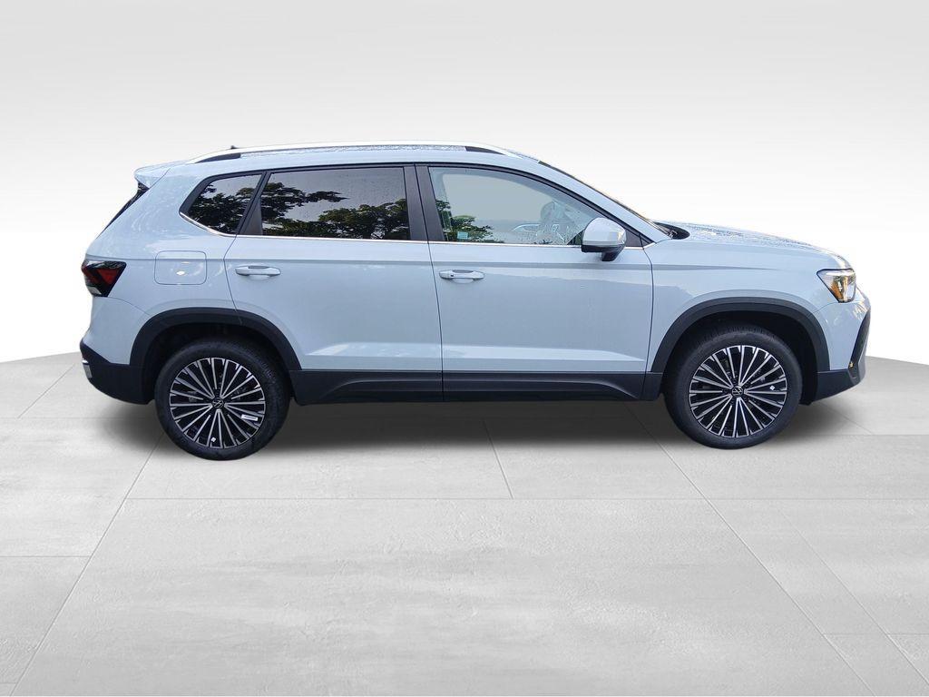 new 2025 Volkswagen Taos car, priced at $29,728