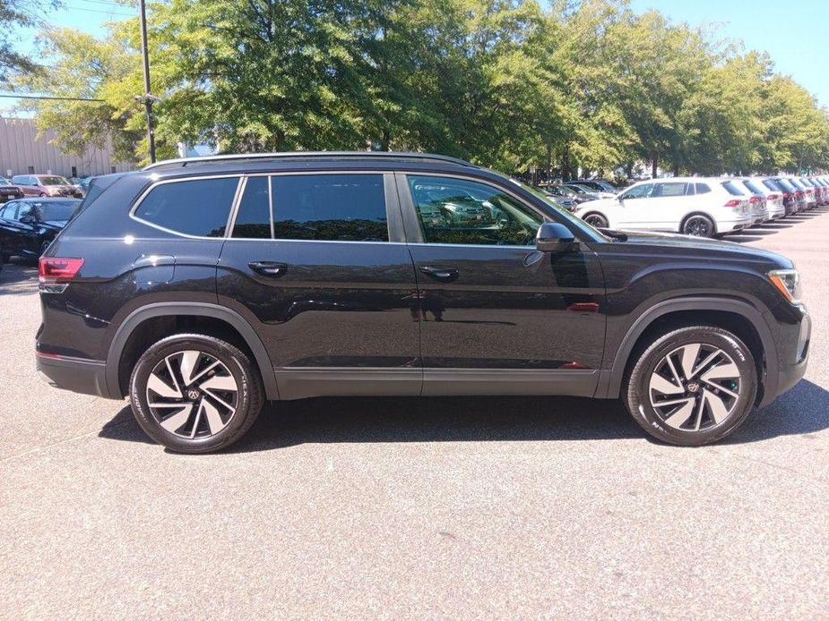 new 2024 Volkswagen Atlas car, priced at $41,093