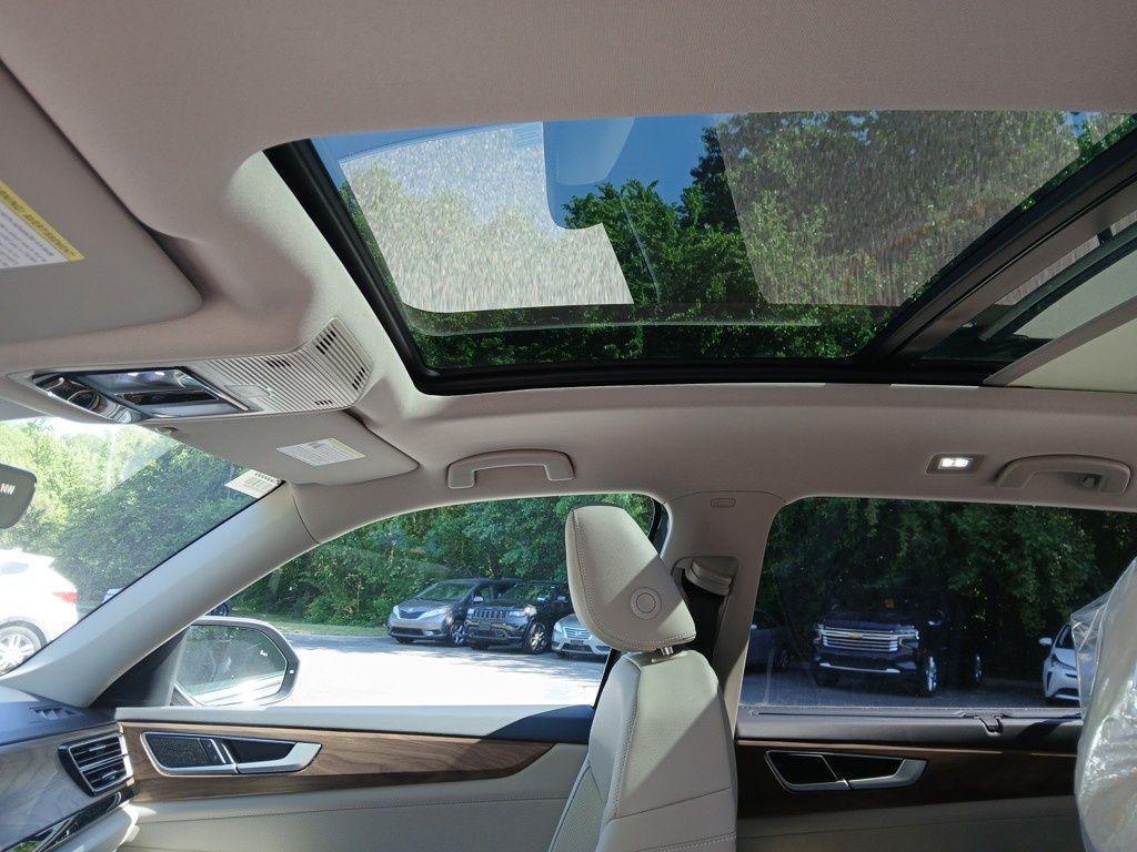 new 2025 Volkswagen Atlas car, priced at $44,358