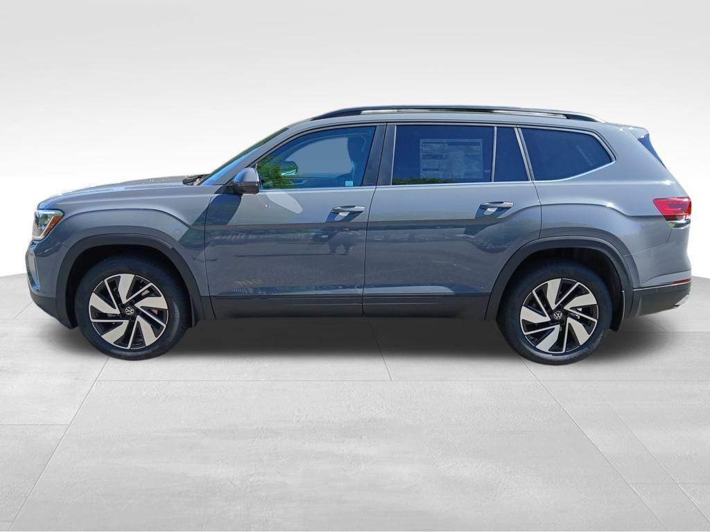 new 2025 Volkswagen Atlas car, priced at $44,358