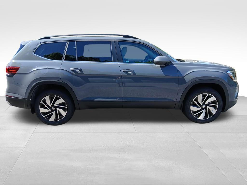 new 2025 Volkswagen Atlas car, priced at $44,358