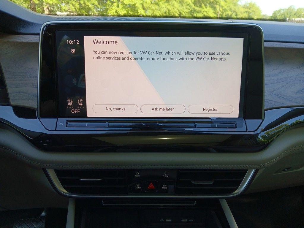 new 2025 Volkswagen Atlas car, priced at $44,358