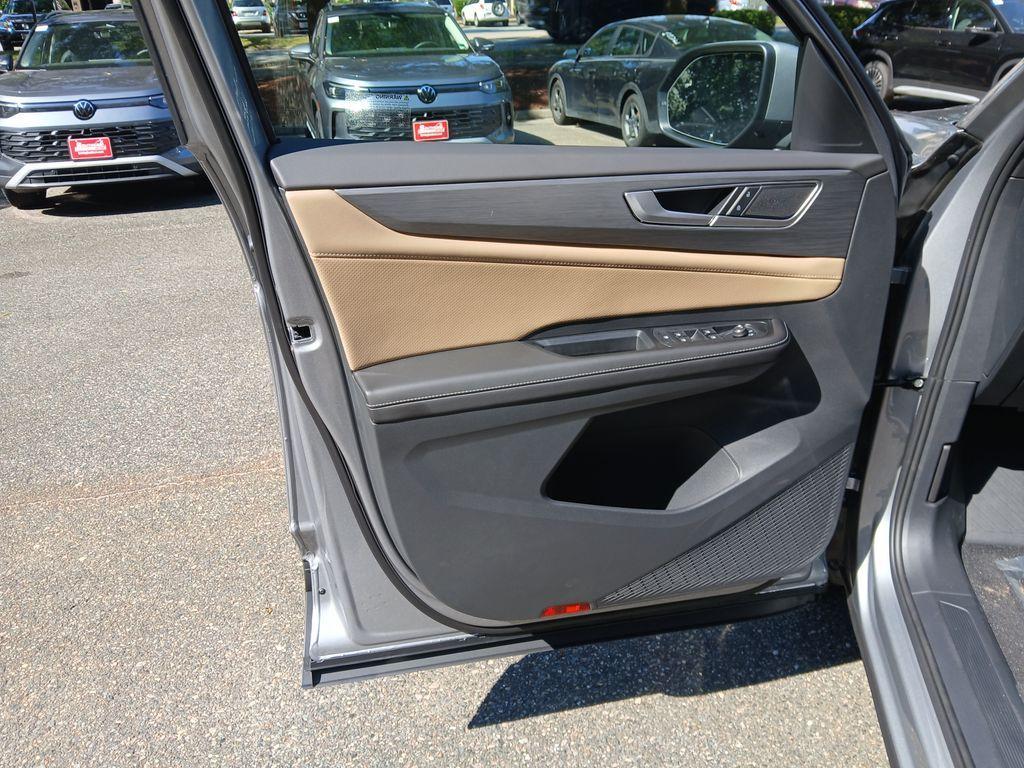 new 2026 Volkswagen Atlas Cross Sport car, priced at $41,307