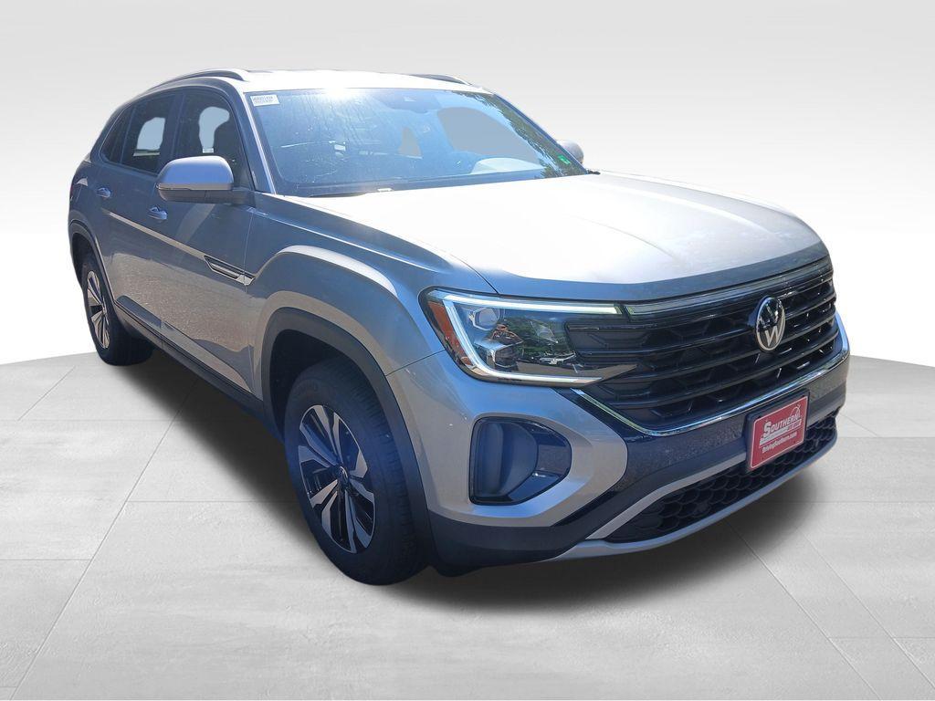new 2026 Volkswagen Atlas Cross Sport car, priced at $41,307