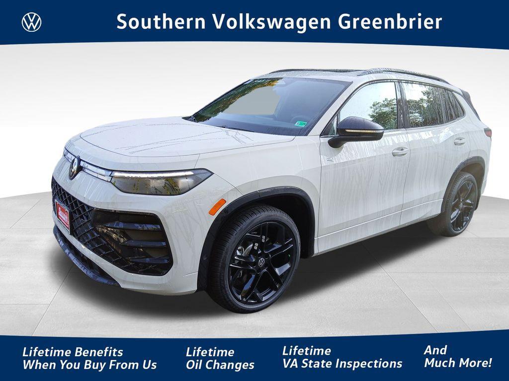 new 2025 Volkswagen Tiguan car, priced at $37,078